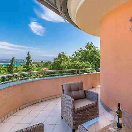 Matej By Interhome Apartamento *