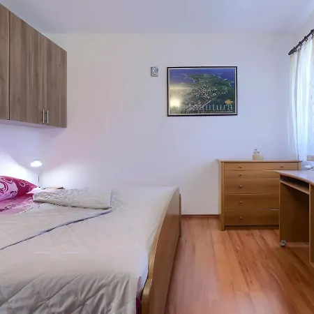 Matej By Interhome شقة بولا