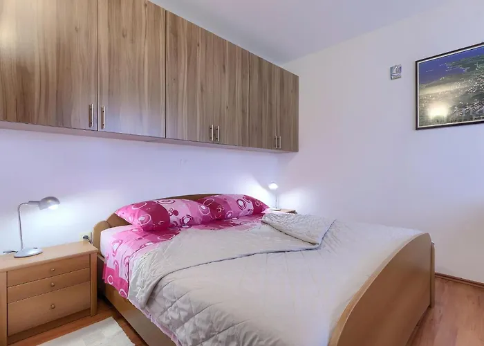 Matej By Interhome *