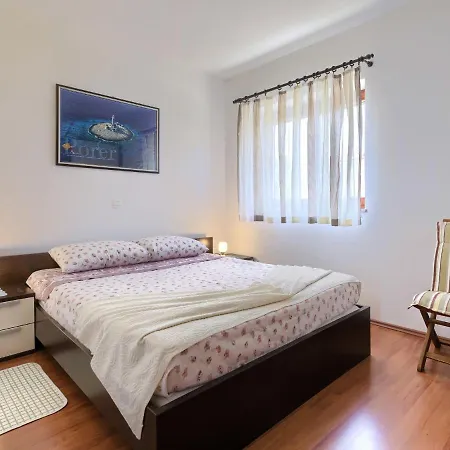 Apartamento Matej By Interhome *