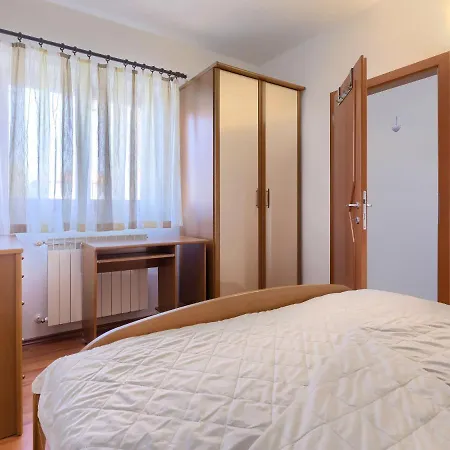Matej By Interhome Apartamento